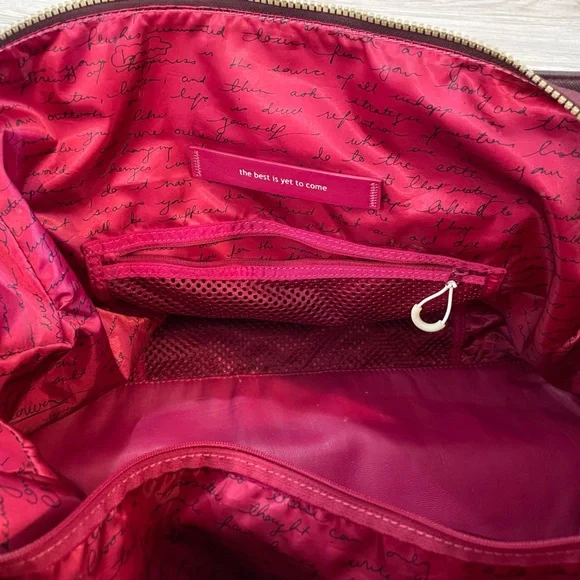 LULULEMON Wine Burgundy Duffle Gym Tote Bag. - Picture 6 of 15